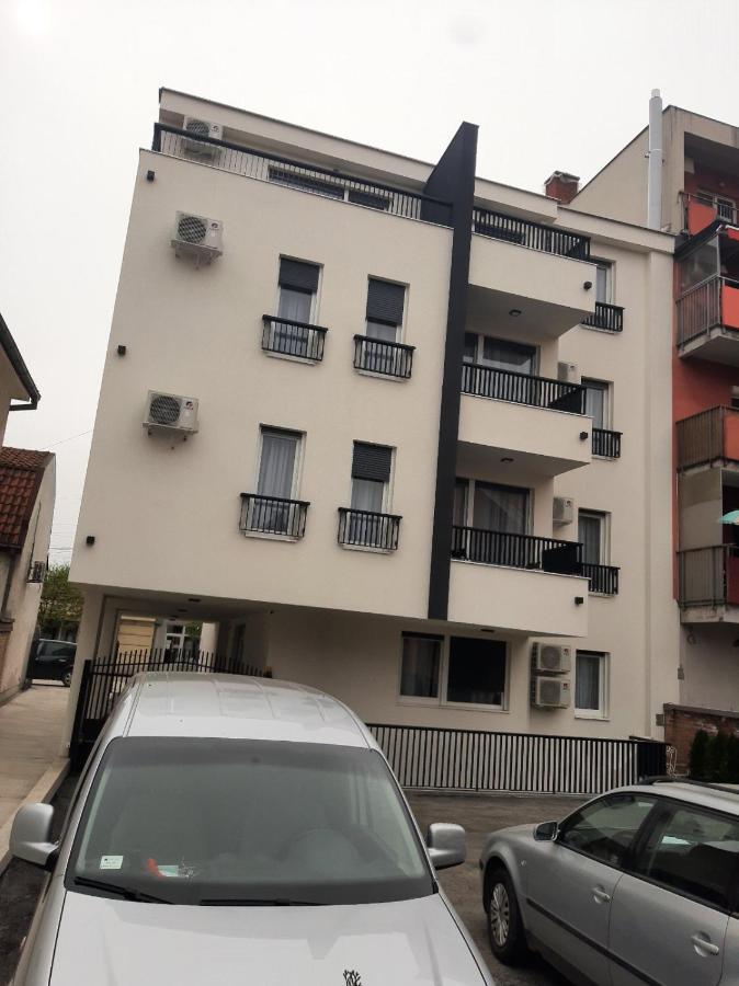 Villa Bonnadea Valjevo Exterior foto